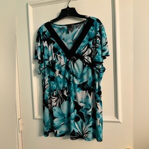Susan Lawrence Women  blouse nice